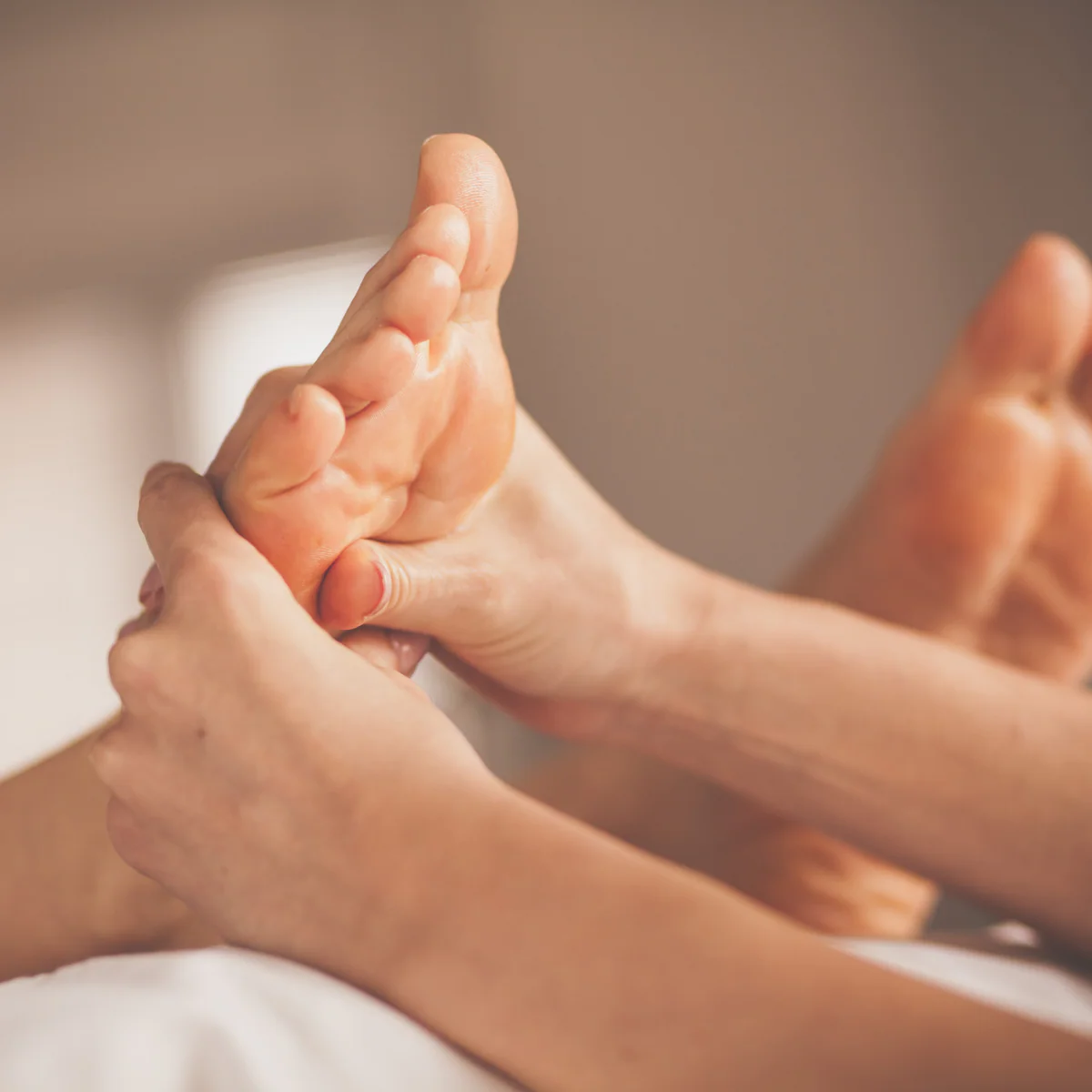 PURE Reflexology - 60 min Treatment - Image 4