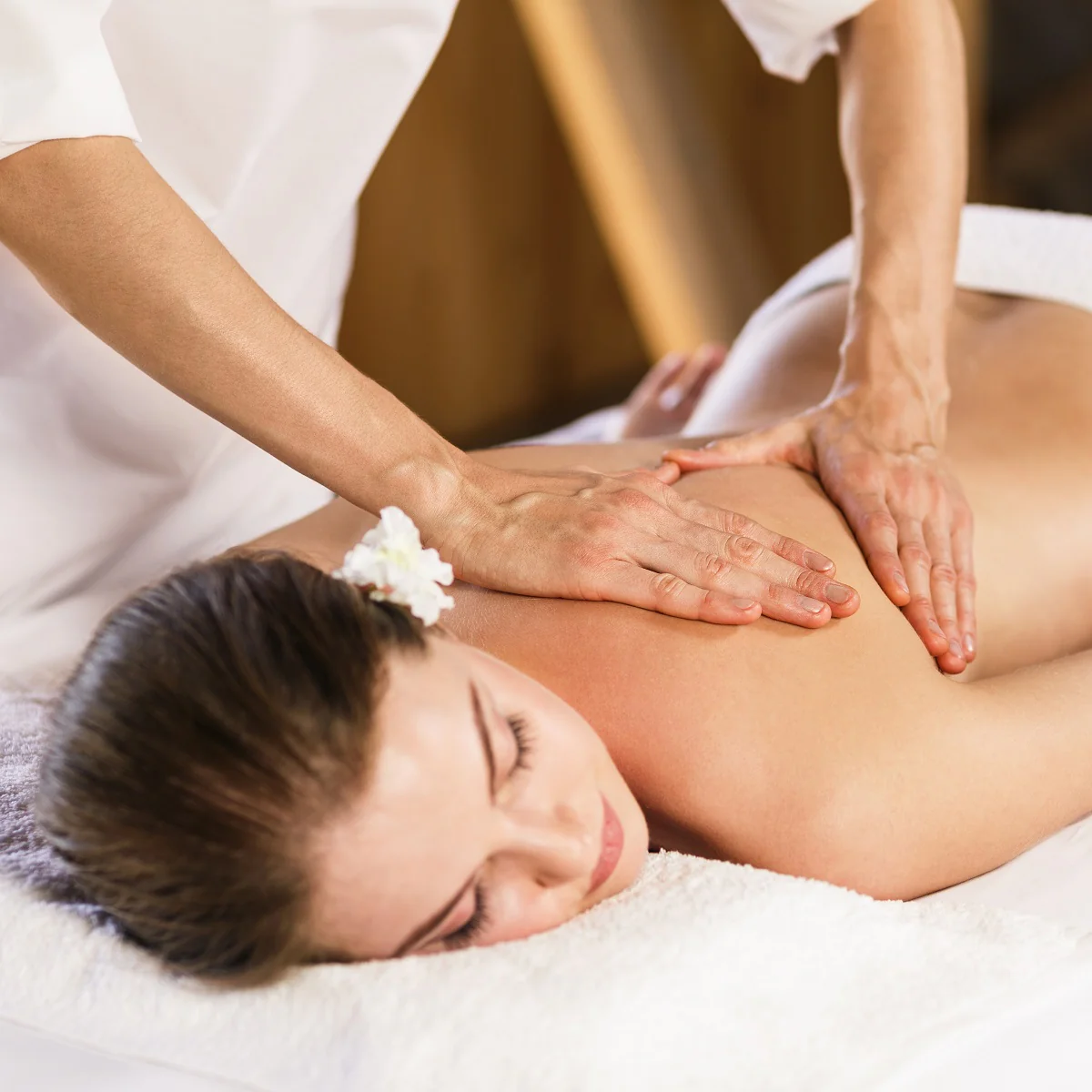 PURE Relaxing Massage - 60 min Treatment - Image 4